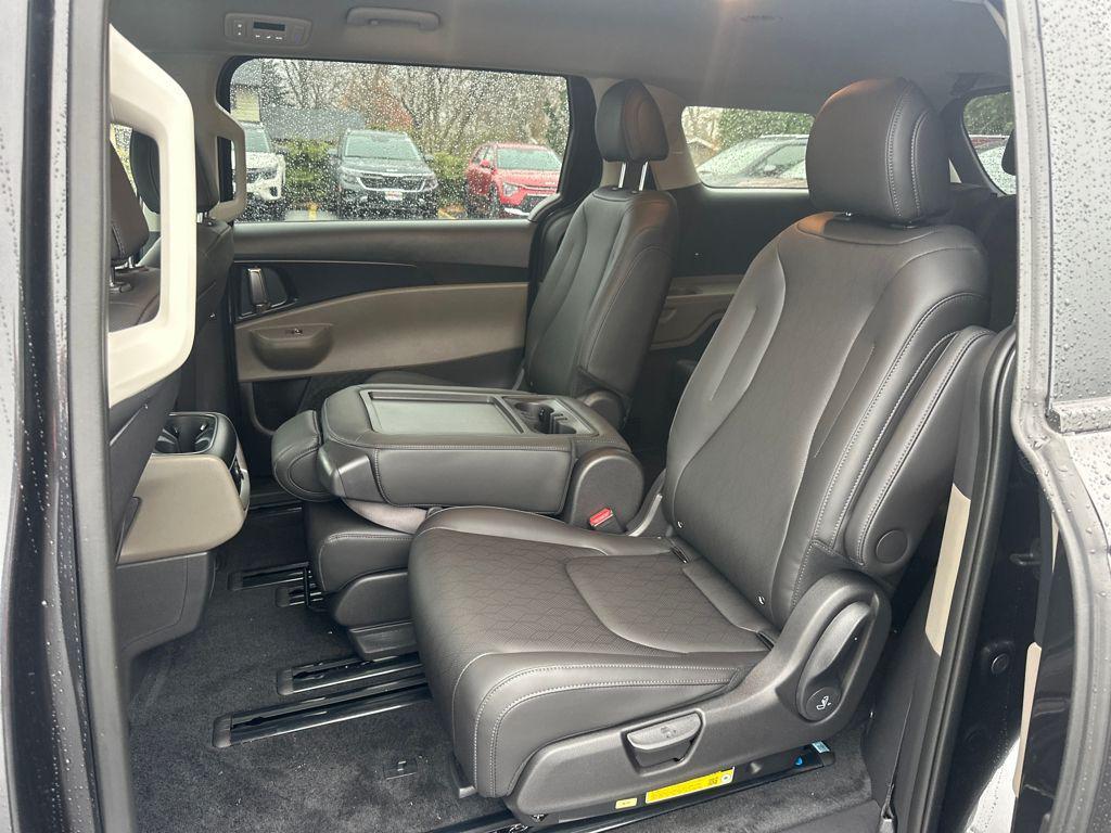 new 2026 Kia Carnival car, priced at $39,340