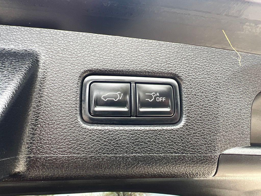 used 2025 Kia Telluride car, priced at $47,998