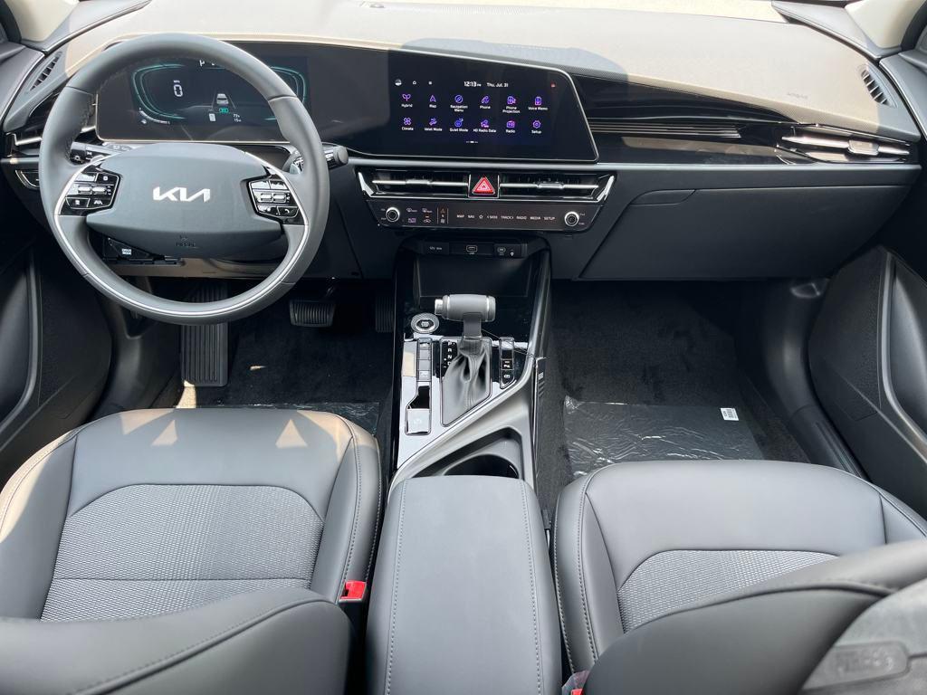 new 2025 Kia Niro car, priced at $30,248