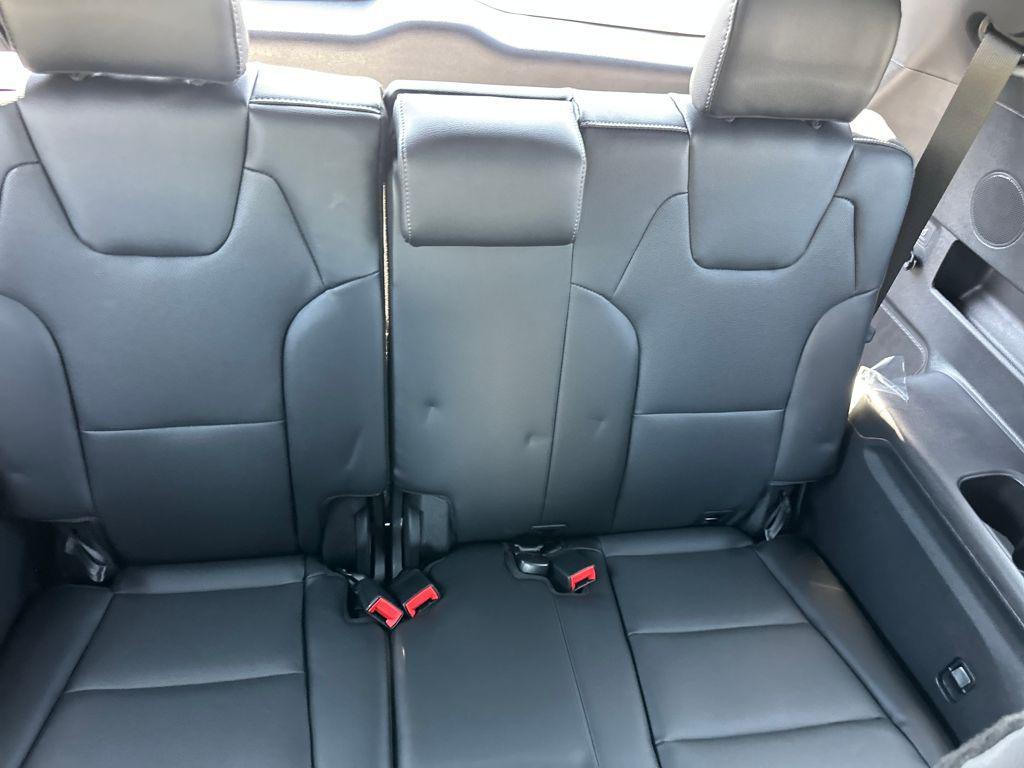 new 2025 Kia Telluride car, priced at $48,728