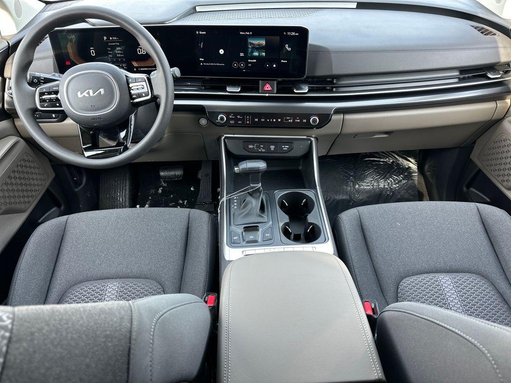 new 2026 Kia Carnival car, priced at $37,601