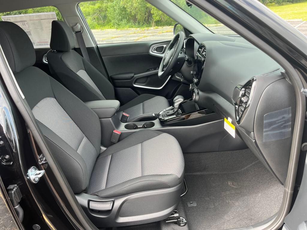 new 2025 Kia Soul car, priced at $23,783