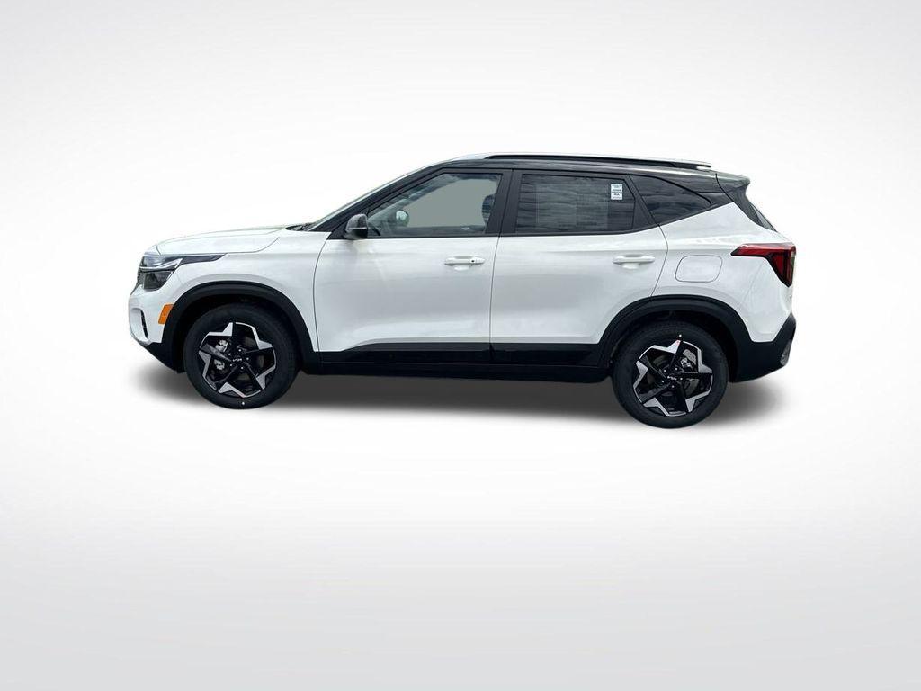 new 2025 Kia Seltos car, priced at $24,721