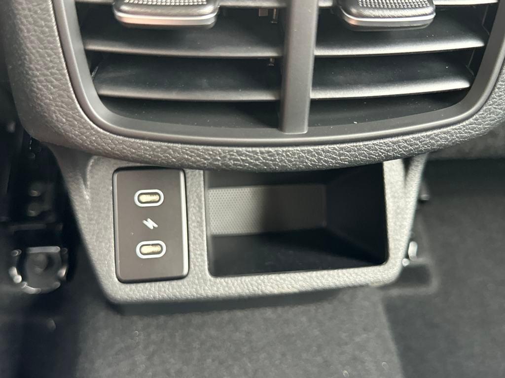 new 2025 Kia Seltos car, priced at $24,721