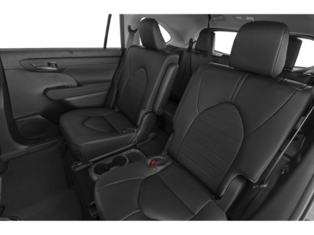 used 2023 Toyota Highlander car, priced at $33,899