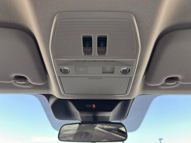 new 2025 Nissan Kicks car, priced at $29,223