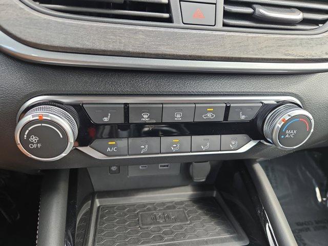 used 2024 Nissan Altima car, priced at $25,427