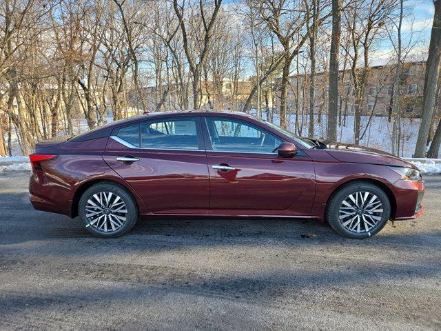 new 2025 Nissan Altima car, priced at $29,674