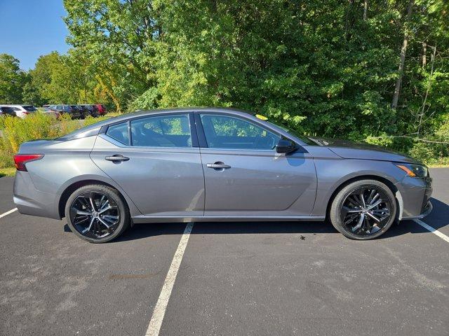 used 2023 Nissan Altima car, priced at $21,237