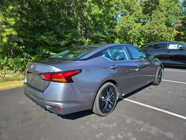 used 2023 Nissan Altima car, priced at $21,237