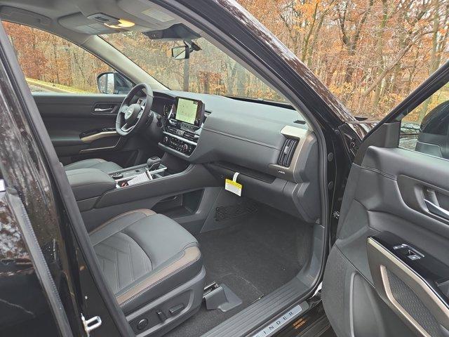 new 2025 Nissan Pathfinder car, priced at $52,485