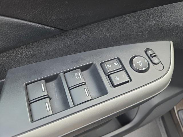 used 2014 Honda CR-V car, priced at $13,490