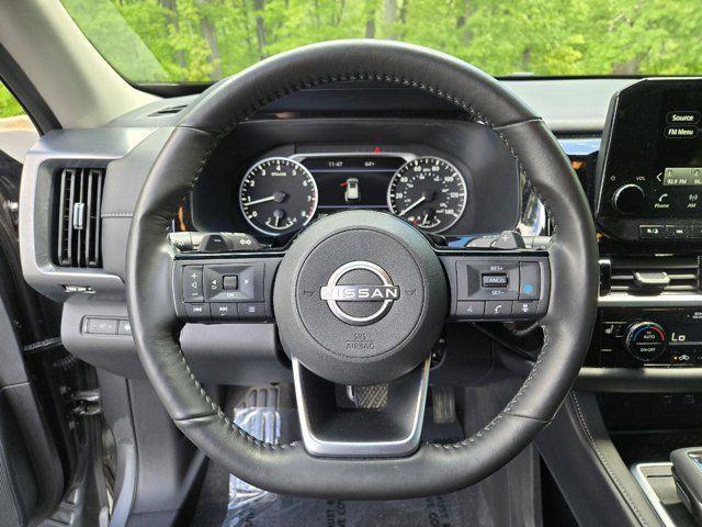 used 2025 Nissan Pathfinder car, priced at $38,402