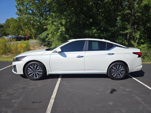 used 2023 Nissan Altima car, priced at $25,084