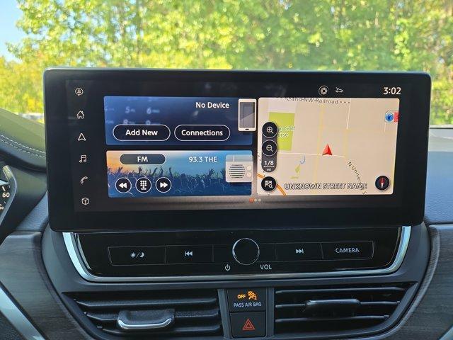 used 2023 Nissan Altima car, priced at $25,084