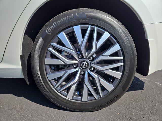 used 2023 Nissan Altima car, priced at $25,084