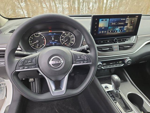 new 2025 Nissan Altima car, priced at $28,935