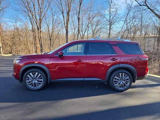 used 2023 Nissan Pathfinder car, priced at $29,987