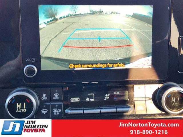 used 2023 Toyota Highlander car, priced at $30,465