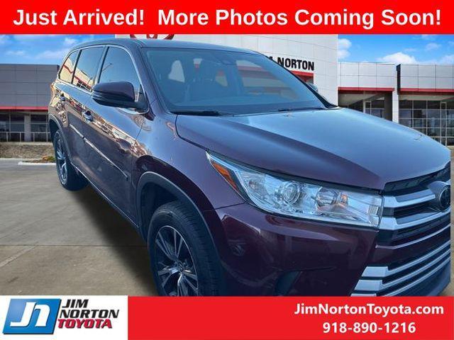 used 2017 Toyota Highlander car, priced at $20,947