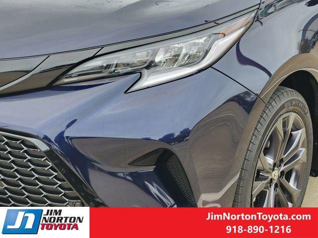 new 2026 Toyota Sienna car, priced at $52,937