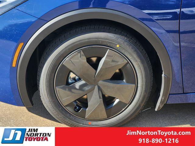 new 2026 Toyota Prius Plug-In Hybrid car, priced at $36,419