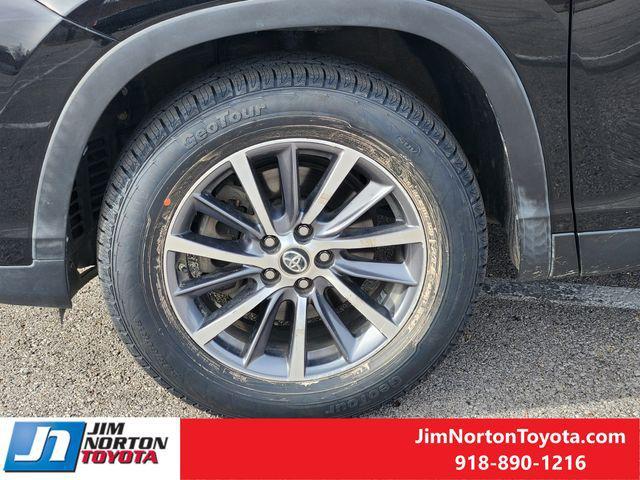 used 2019 Toyota Highlander car, priced at $20,615