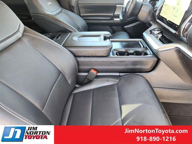 used 2025 Ford Expedition car, priced at $70,898