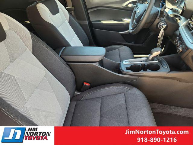 used 2025 Chevrolet Trax car, priced at $21,613