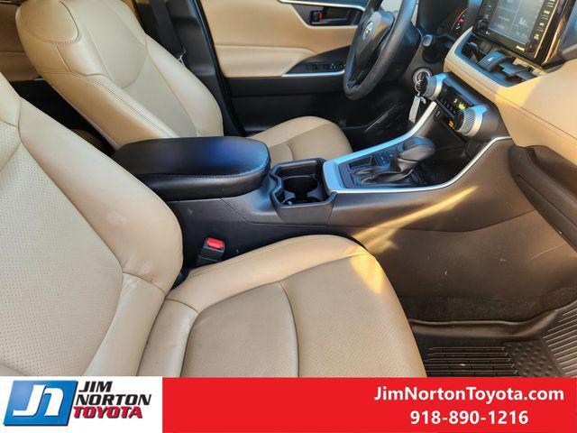 used 2020 Toyota RAV4 car, priced at $20,384