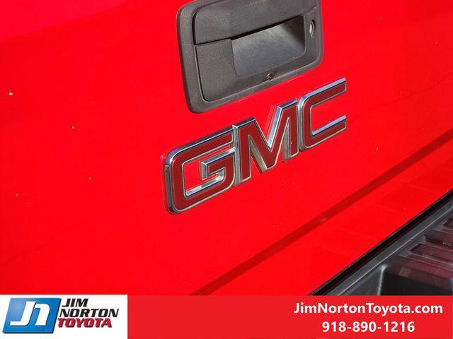 used 2017 GMC Sierra 1500 car, priced at $29,227