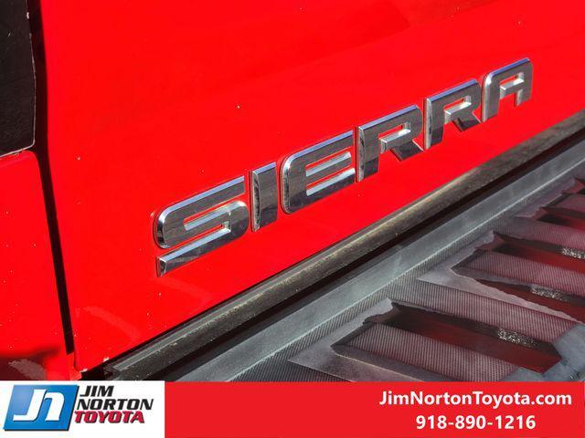 used 2017 GMC Sierra 1500 car, priced at $29,227