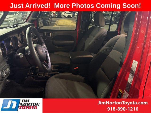 used 2022 Jeep Wrangler Unlimited car, priced at $31,177