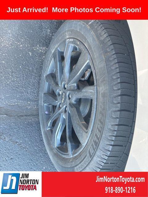 used 2022 Chevrolet Equinox car, priced at $21,178