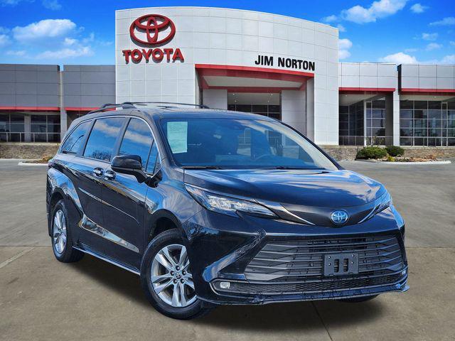 used 2023 Toyota Sienna car, priced at $40,586