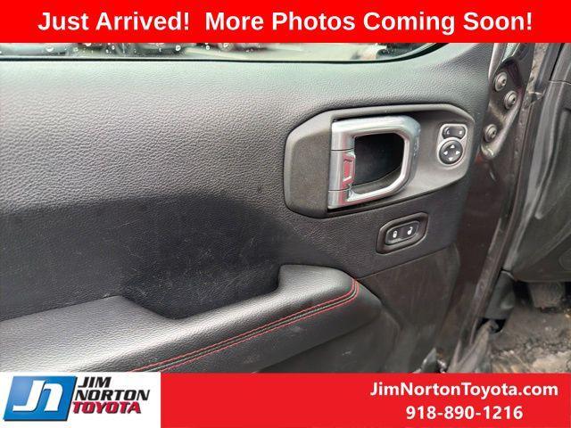 used 2018 Jeep Wrangler Unlimited car, priced at $27,928