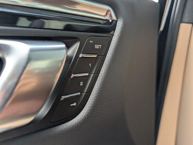 new 2025 Porsche Macan car