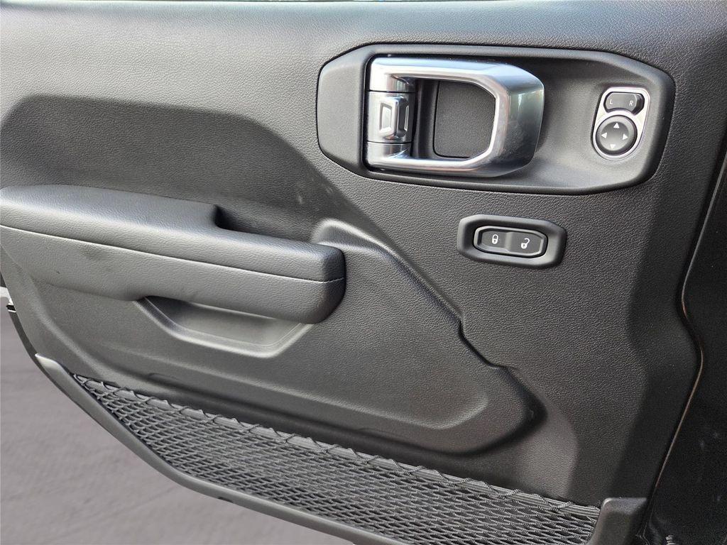 new 2026 Jeep Wrangler car, priced at $42,004