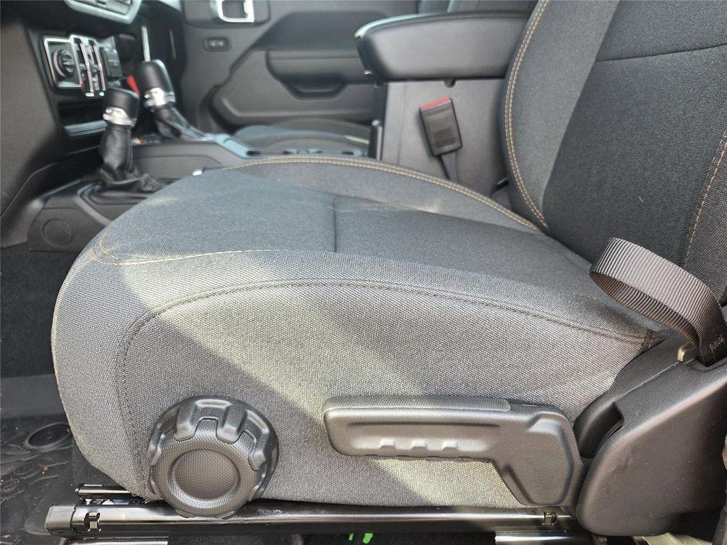 new 2026 Jeep Wrangler car, priced at $41,020