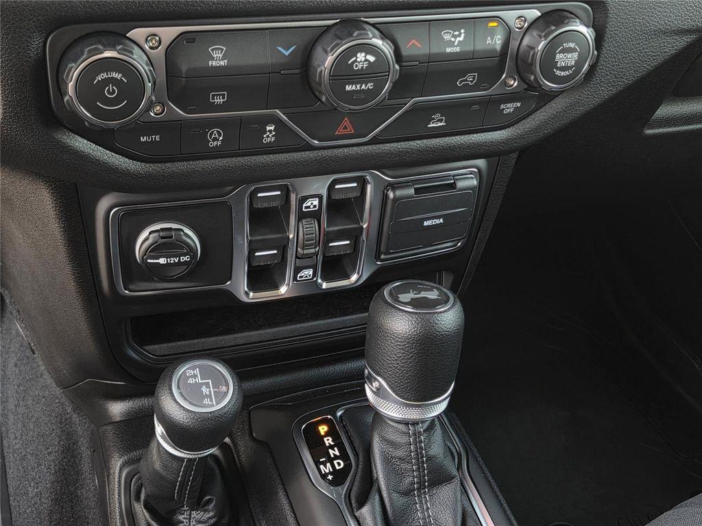 new 2026 Jeep Wrangler car, priced at $41,020