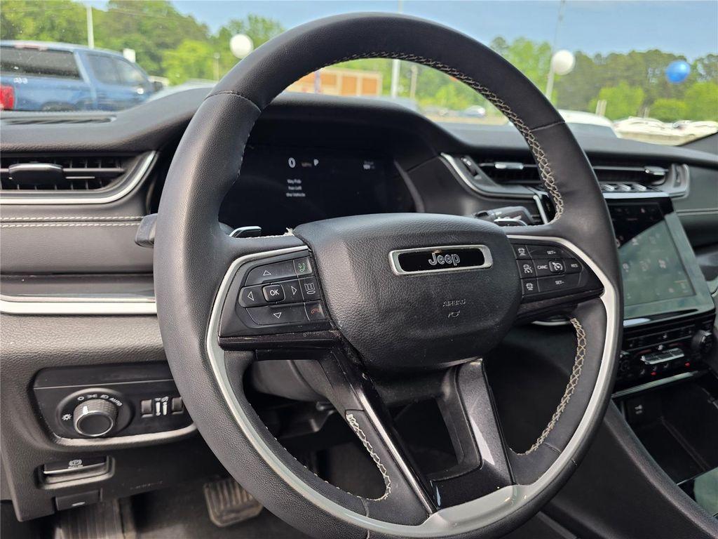 used 2023 Jeep Grand Cherokee car, priced at $29,235
