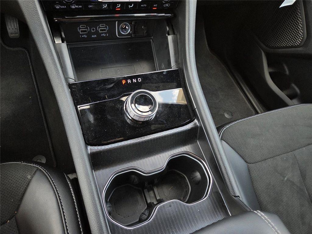 new 2025 Jeep Grand Cherokee L car, priced at $38,835