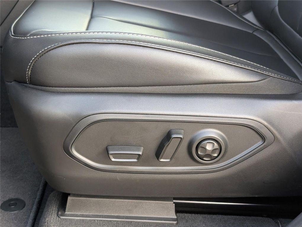 new 2026 Jeep Grand Cherokee L car, priced at $46,769