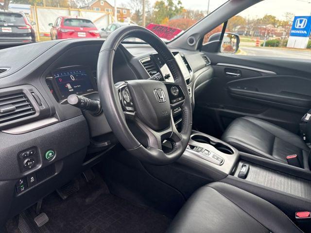 used 2022 Honda Pilot car, priced at $32,455