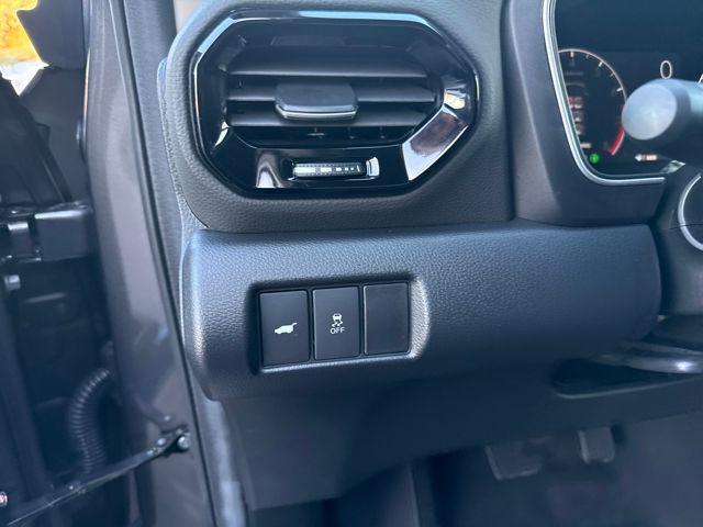 used 2025 Honda Pilot car, priced at $41,838