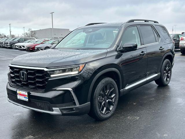 new 2025 Honda Pilot car, priced at $48,839