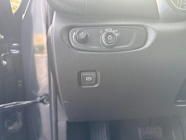 used 2022 Chevrolet Blazer car, priced at $24,409