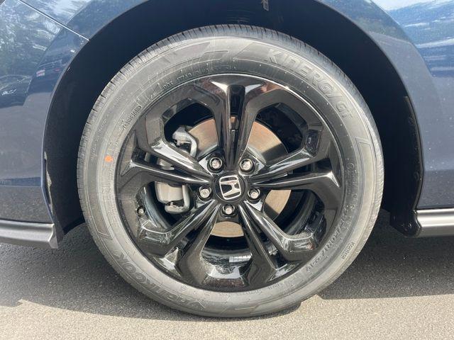 new 2025 Honda Accord car, priced at $30,374