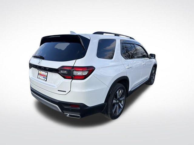 used 2023 Honda Pilot car, priced at $44,421