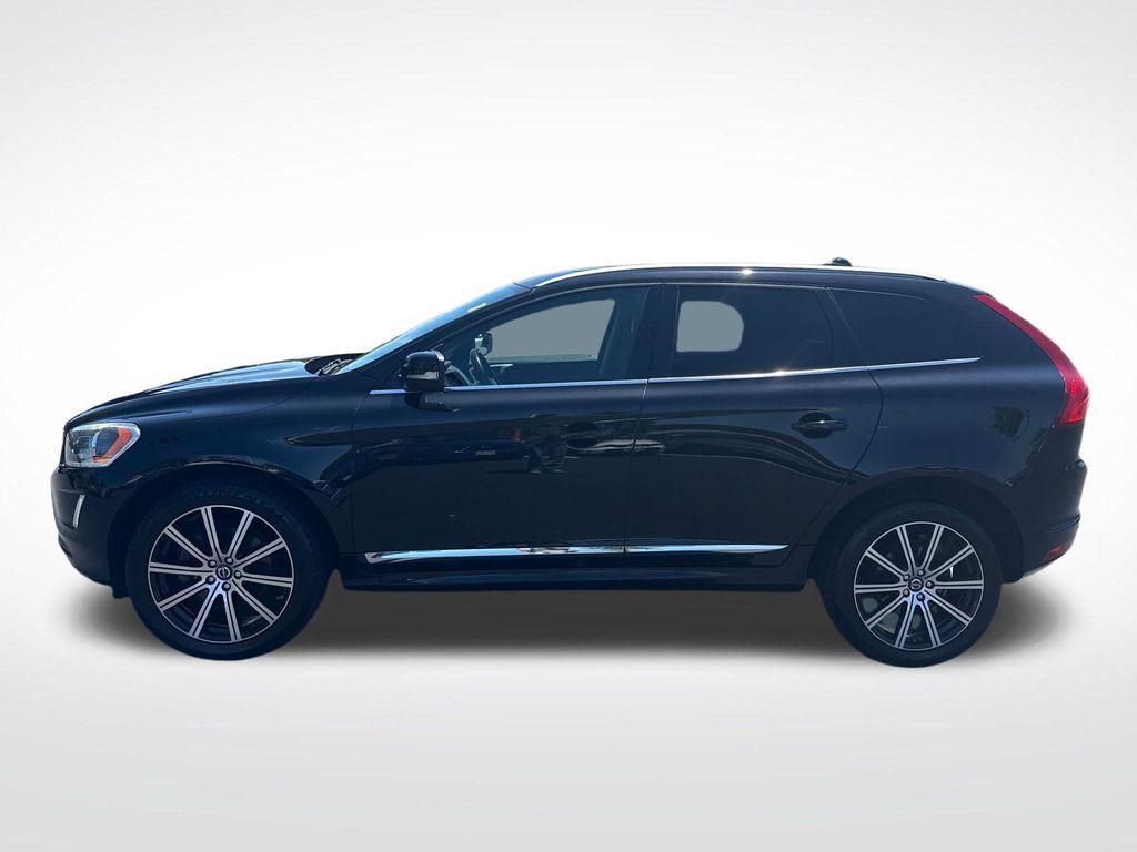 used 2015 Volvo XC60 car, priced at $14,427